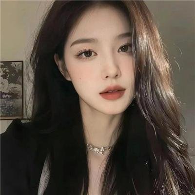 海滨艳妇